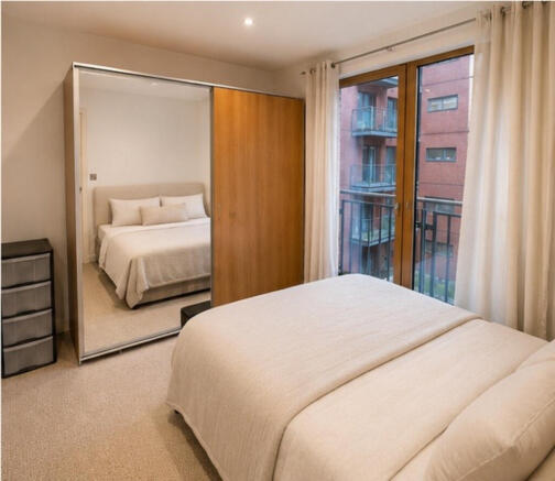 2 bed Apartment for sale Image 8
