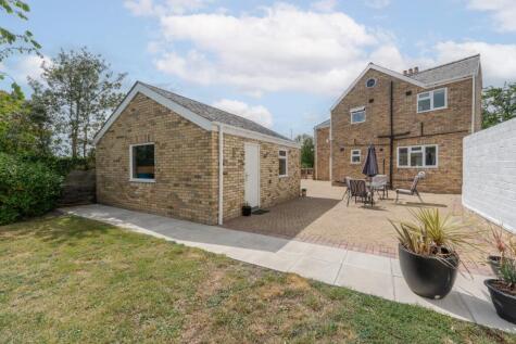 London Road, Chatteris, Cambridgeshire, PE16 6LW