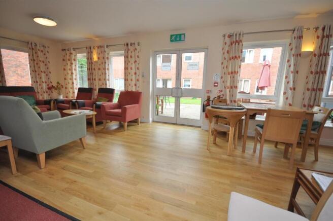 Communal Garden Room