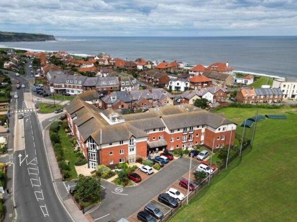 2 bed Flat for sale in whitby