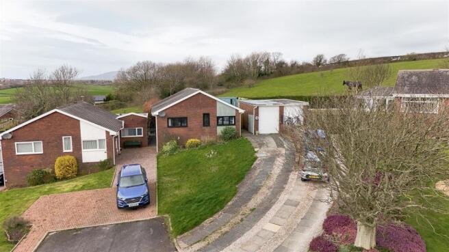 19 Hawthorn Drive (15 of 21).jpg