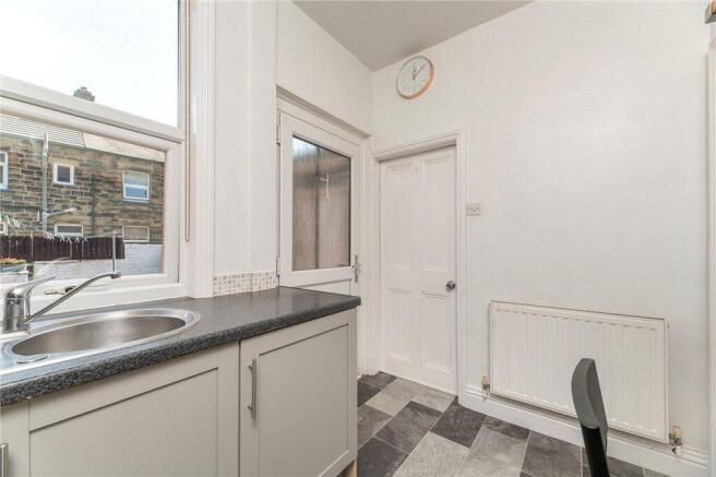 2 bed Terraced for sale Image 6