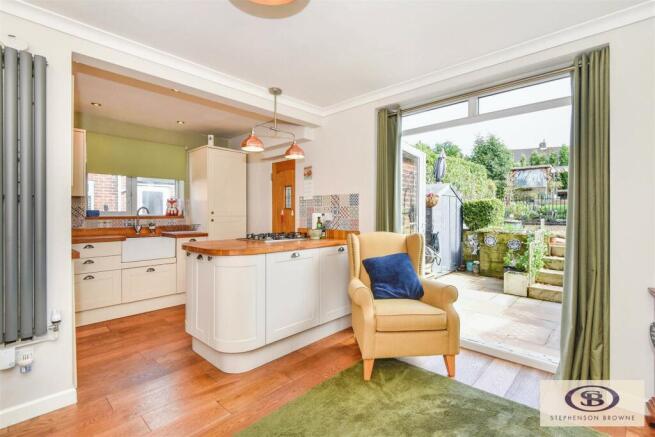 kitchen 3.jpg