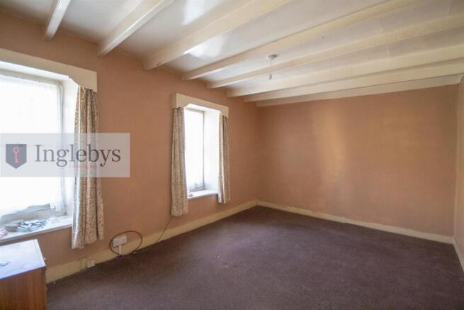 3 bed House for sale Image 11