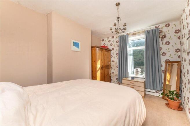 3 bed Terraced for sale Image 10