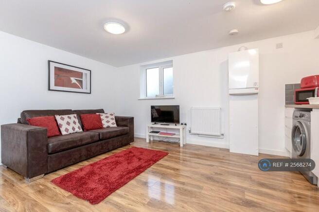 Flat 1 - £1,200 (Available On 17th February 2026) 