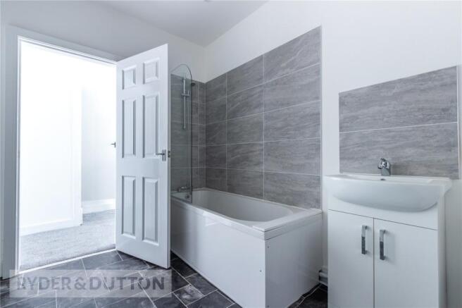 Family Bathroom: