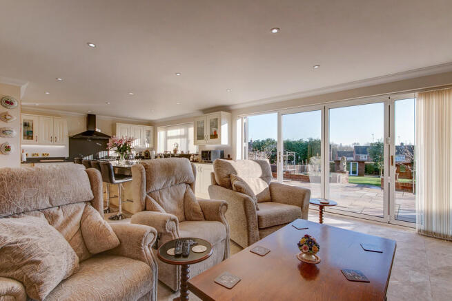 Family Room - Asp...