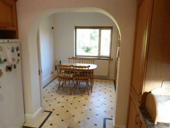 BREAKFAST ROOM