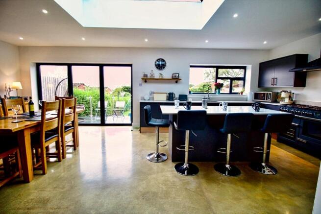 WOW - Kitchen/Diner