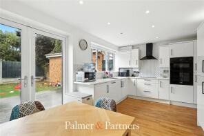 1, Amcotes Place, Chelmsford CM2 9HZ