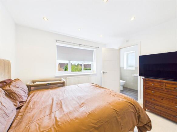 Henley Drive, Droitwich Spa, Worcestershire, WR9 photo 4