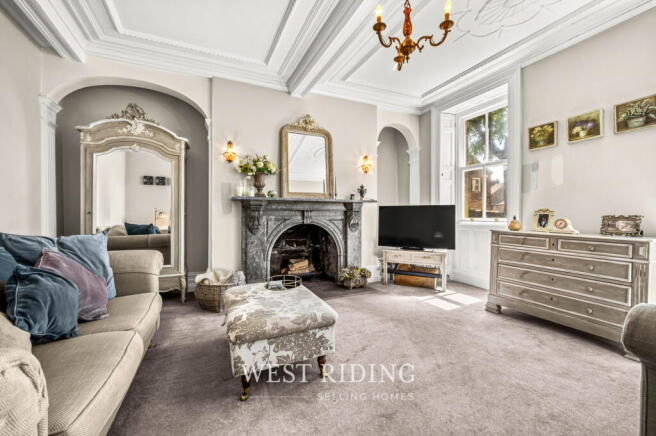 3 bed Terraced for sale Image 9