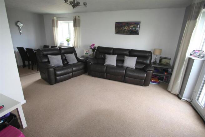 Living/Dining Room