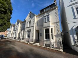 1, Binswood Court, Binswood Avenue, Leamington Spa CV32 5SB