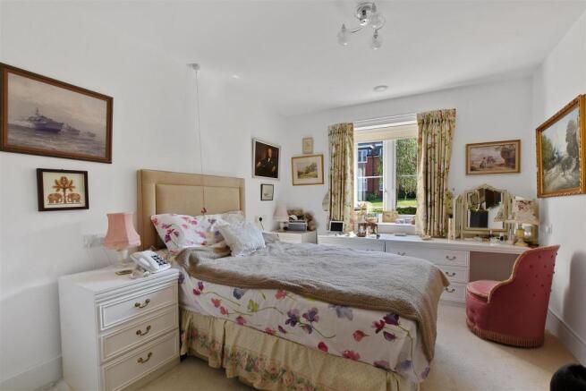 Bedroom.JPG