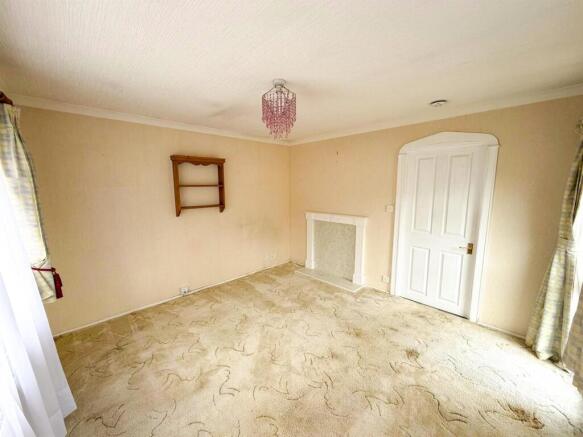 2 bed Park Home for sale Image 4