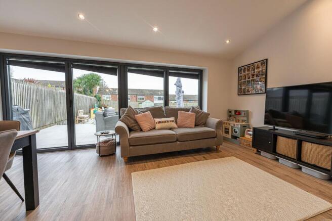 Kitchen/Diner/Lounge