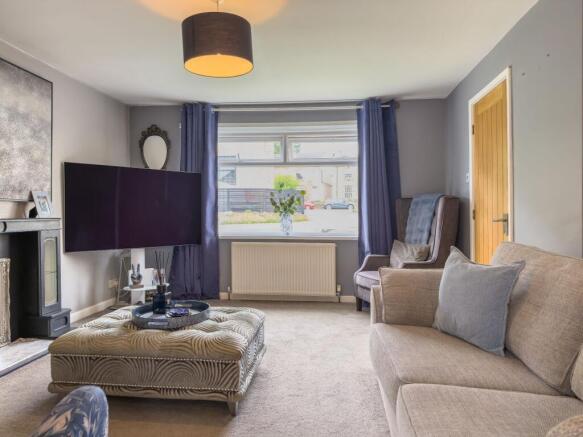 3 bed Semi-Detached for sale Image 8