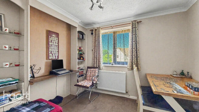 House in Manningtree, Lawford - More
