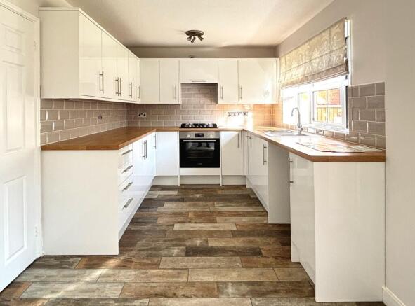 Kitchen 1