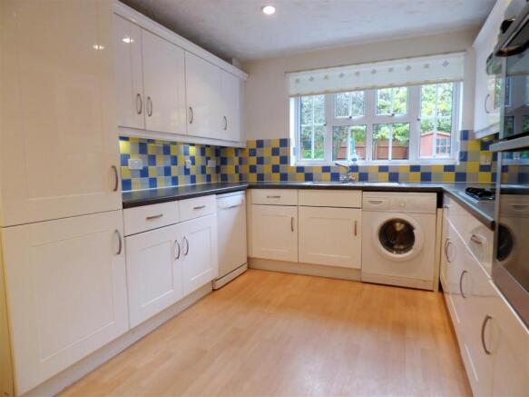 Kitchen/Breakfast Ro