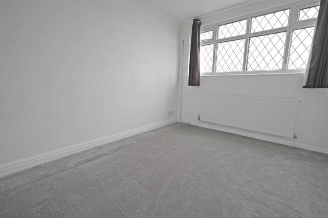 3 bed Semi-Detached for sale Image 8