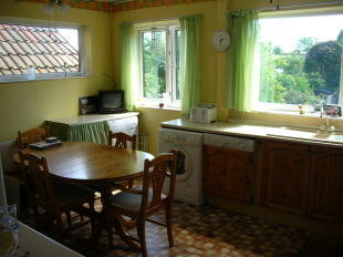 Berdroom 3/Kitchen