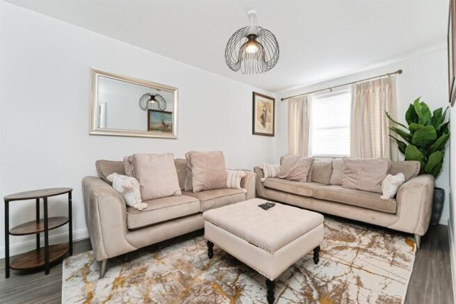 Newnham Chase, Littleport, Ely photo 4