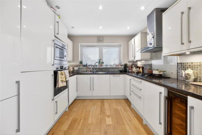 Clos Y Carlwm, Thornhill, Cardiff, South Glamorgan, CF14 photo 4