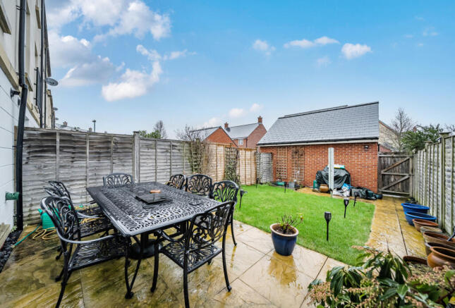 1403103-7-69821c6...