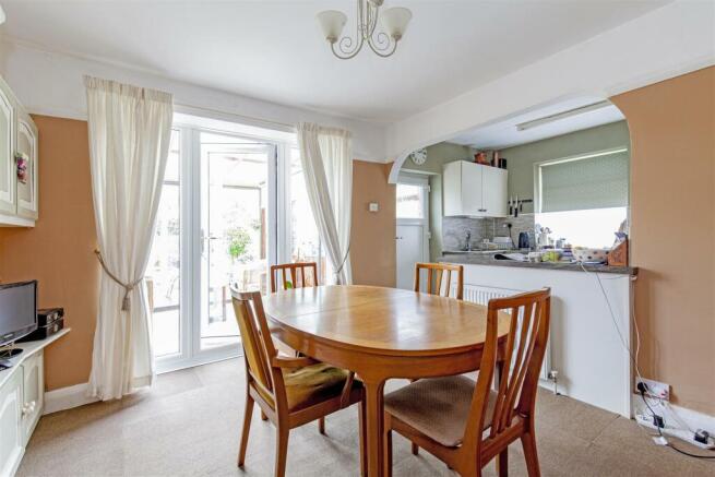 Dining Room-2.jpg