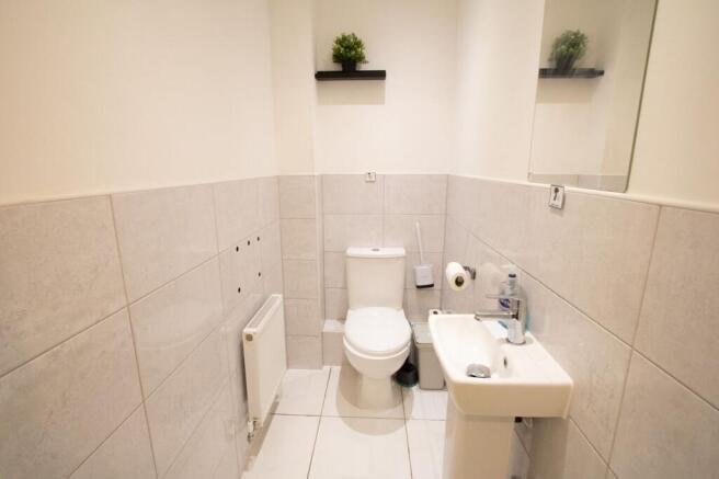 3 bed Semi-Detached for sale Image 7