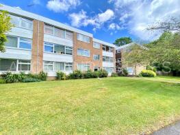 37, Heathfield Close, Potters Bar EN6 1SP
