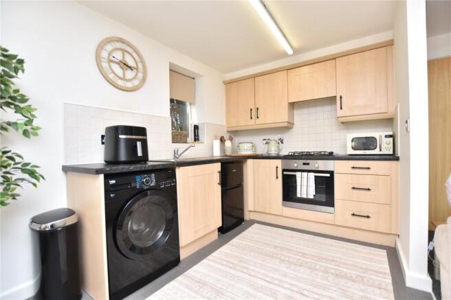 2 bed Apartment for sale Image 5