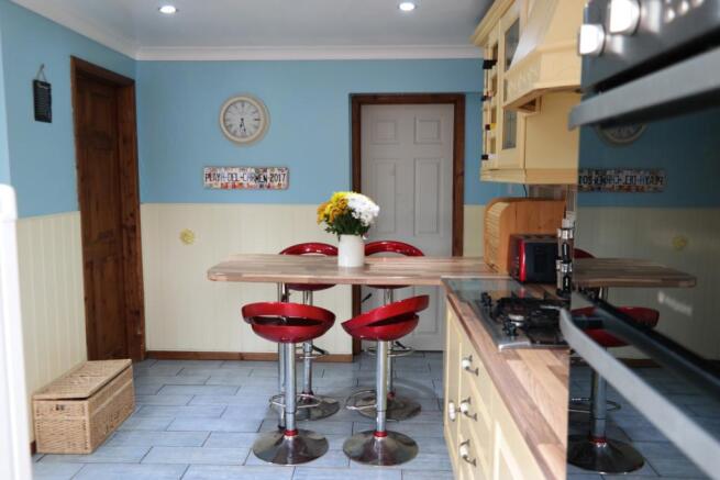 Kitchen / Breakfast