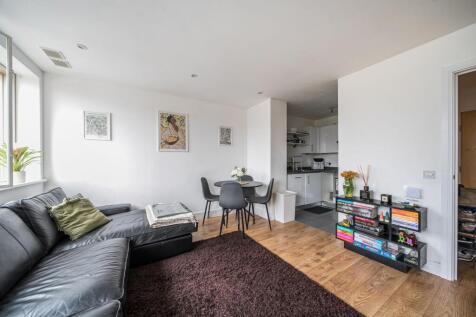 Albemarle Road, Lait House, BR3