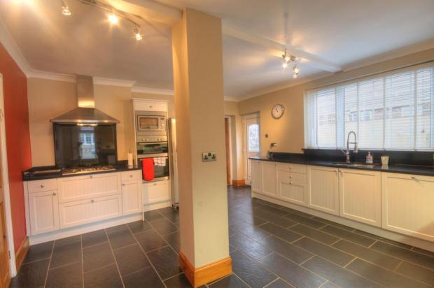 Kitchen 1