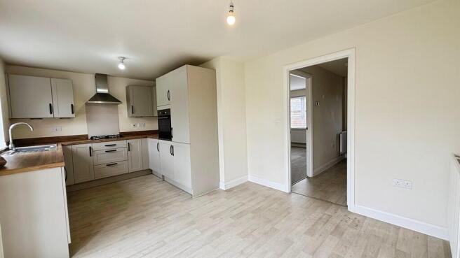 Kitchen/dining ro...