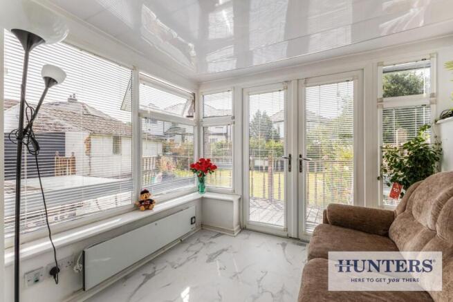 4 bed Semi-Detached Bungalow for sale Image 7