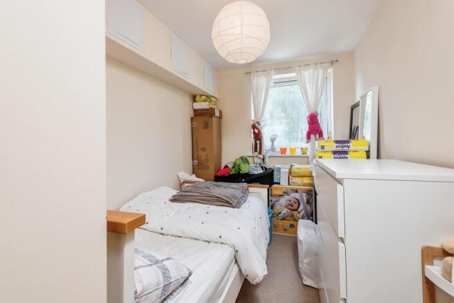 2 bed Apartment for sale Image 7