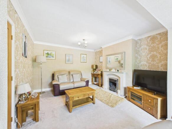 3 bed Detached for sale Image 10