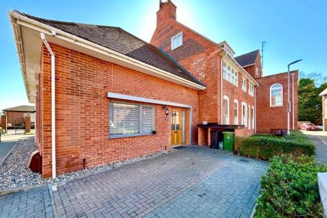 Chancellor Drive, Frimley, Camberley, Surrey, GU16