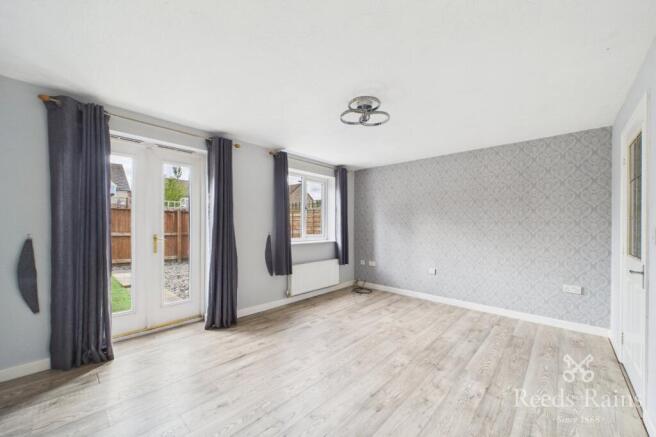 3 bed Semi-Detached for sale Image 4