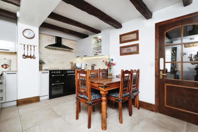 3 bed Terraced for sale Image 5
