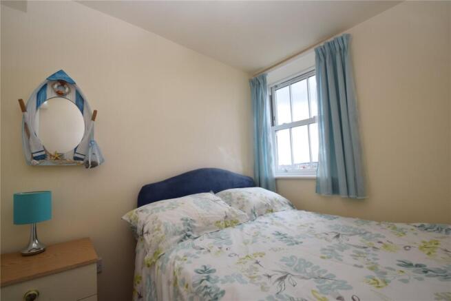 2 bed Apartment for sale Image 9