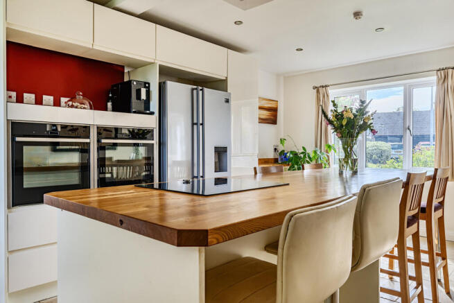Blicks Close, Hullavington, SN14 photo 4