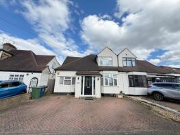 20, The Glen, Pinner HA5 5AY