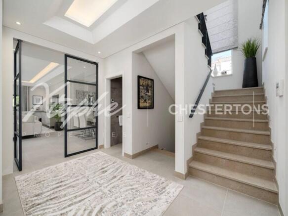 The Crest Fully Renovated 5 bed Villa For Sale (44)