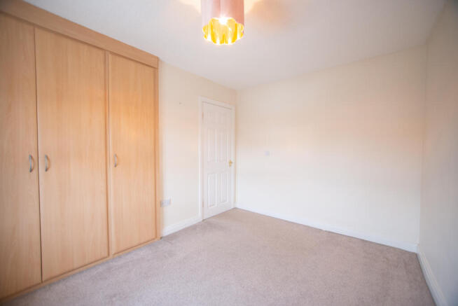 4 bed Detached to rent Image 12
